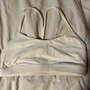 Lululemon Flow Y bra